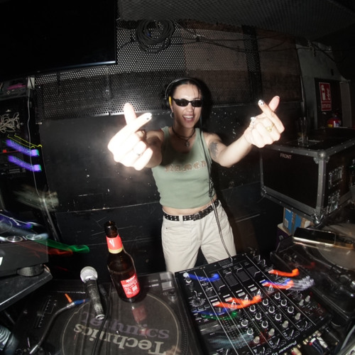 ANGELINANYULÍ  image