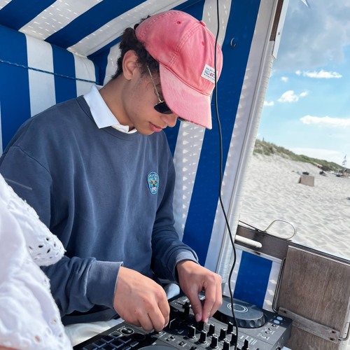 Benji Schroeder image