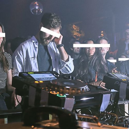 Déborah aime la bagarre image