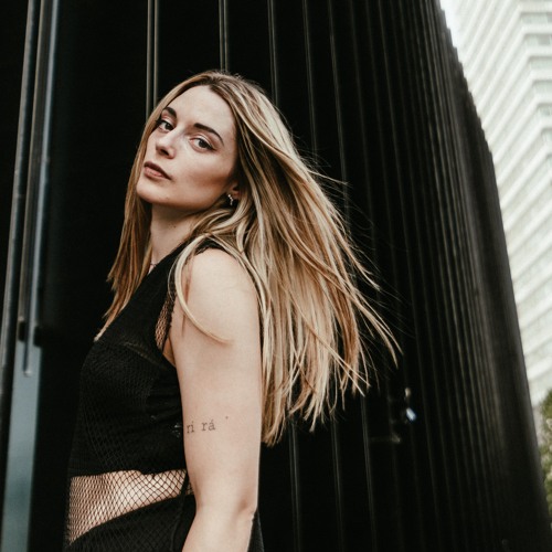 Drunk at vouge image