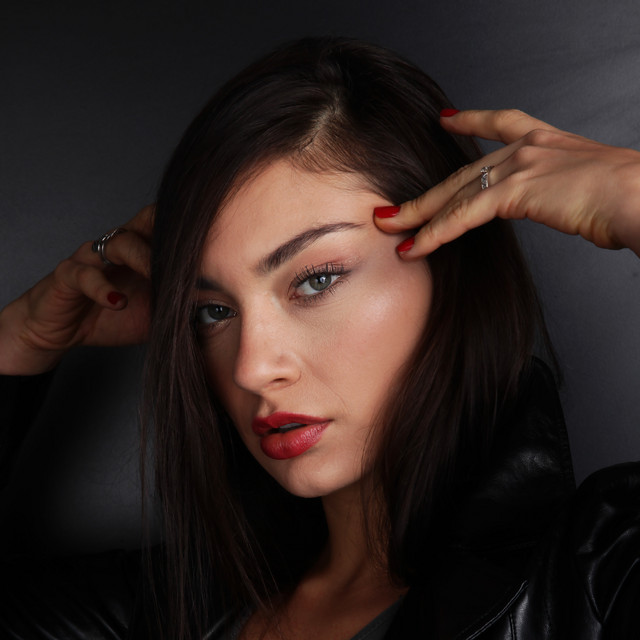 Fernanda Pistelli image