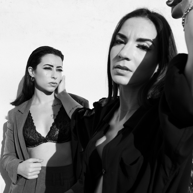 Giolì & Assia image