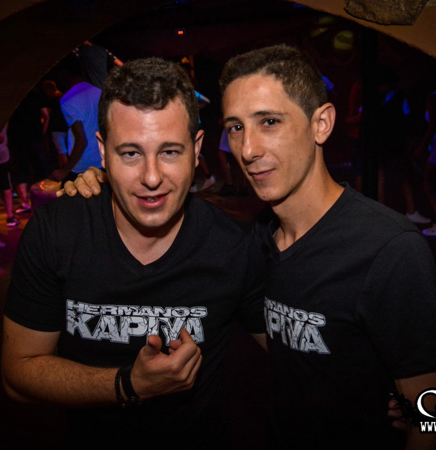 Hermanos Kapiya image