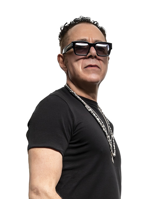 Joe T Vannelli image