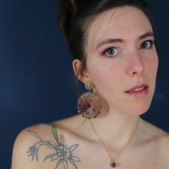 Mila Ogliastro image