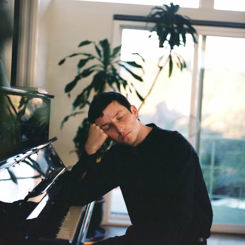 Totally Enormous Extinct Dinosaurs image