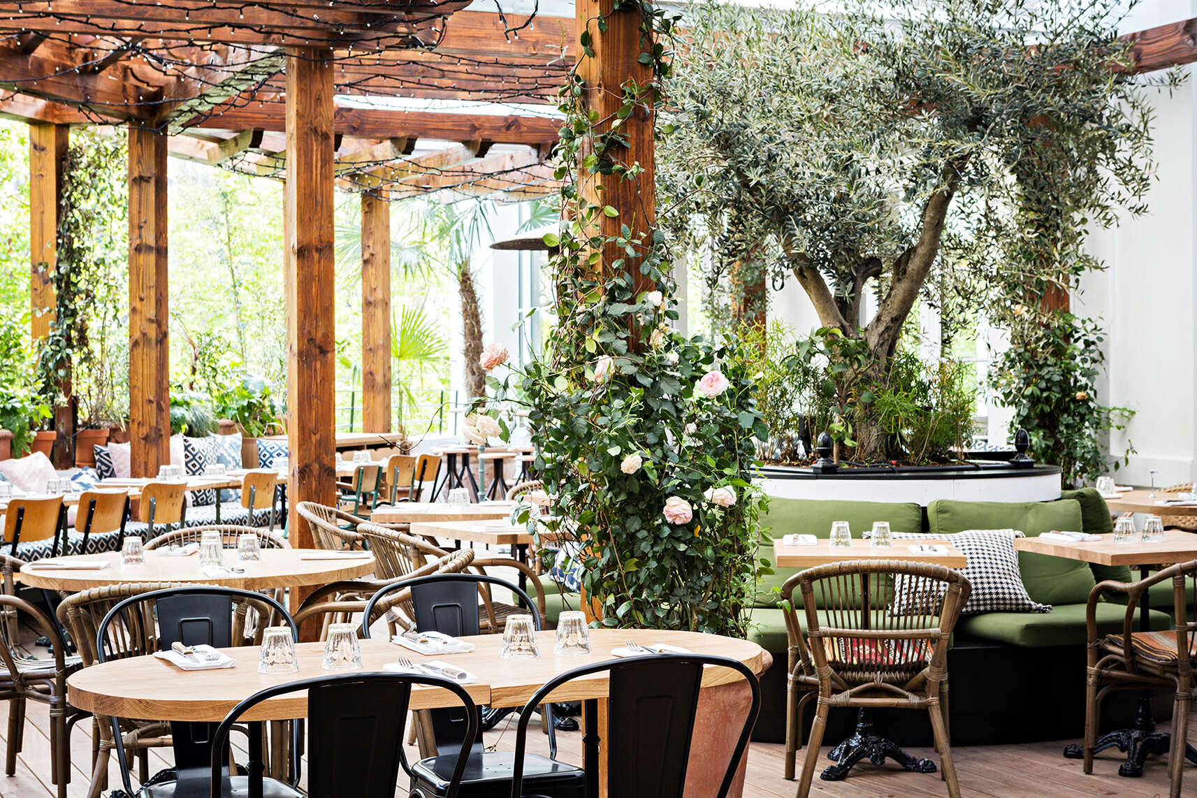 Auteuil Brasserie gallery image