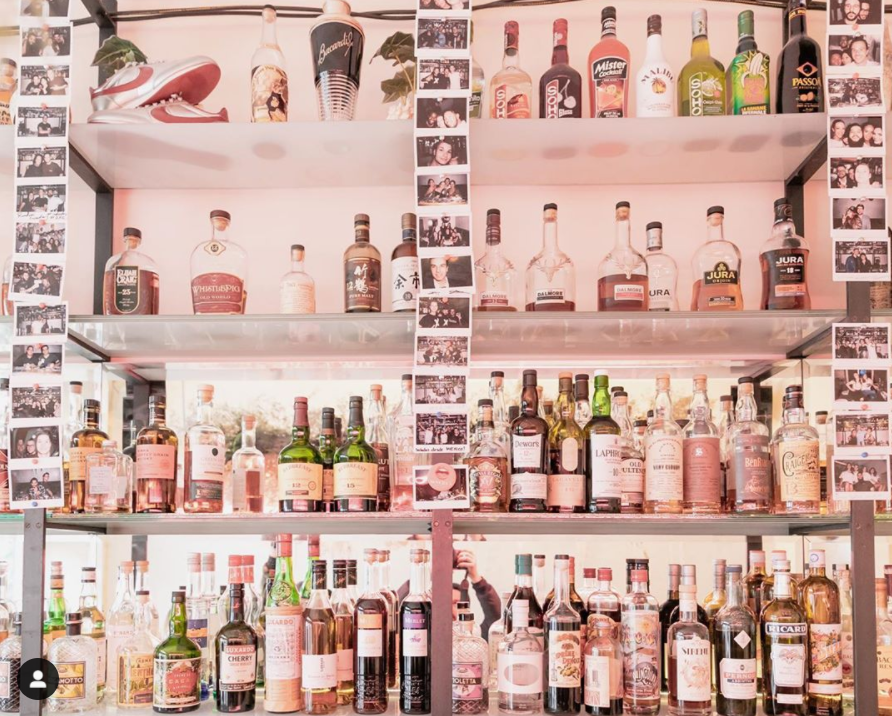 Bisou. gallery image