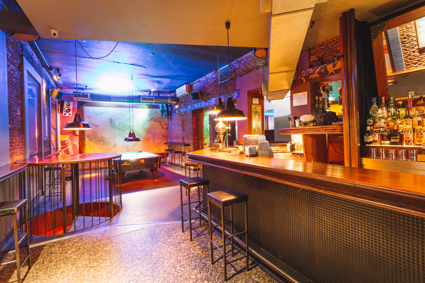 Capitan Bar gallery image