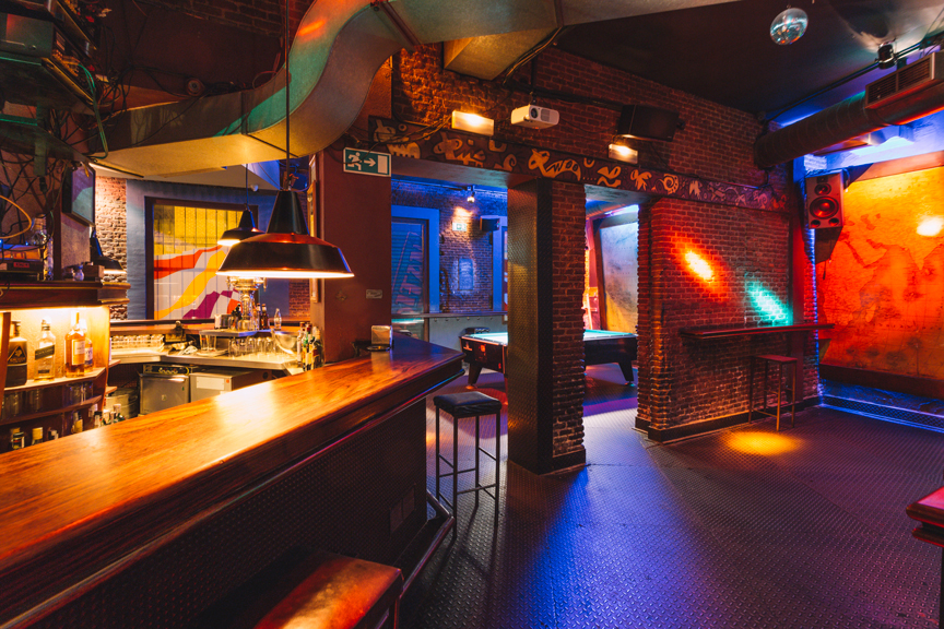 Capitan Bar gallery image