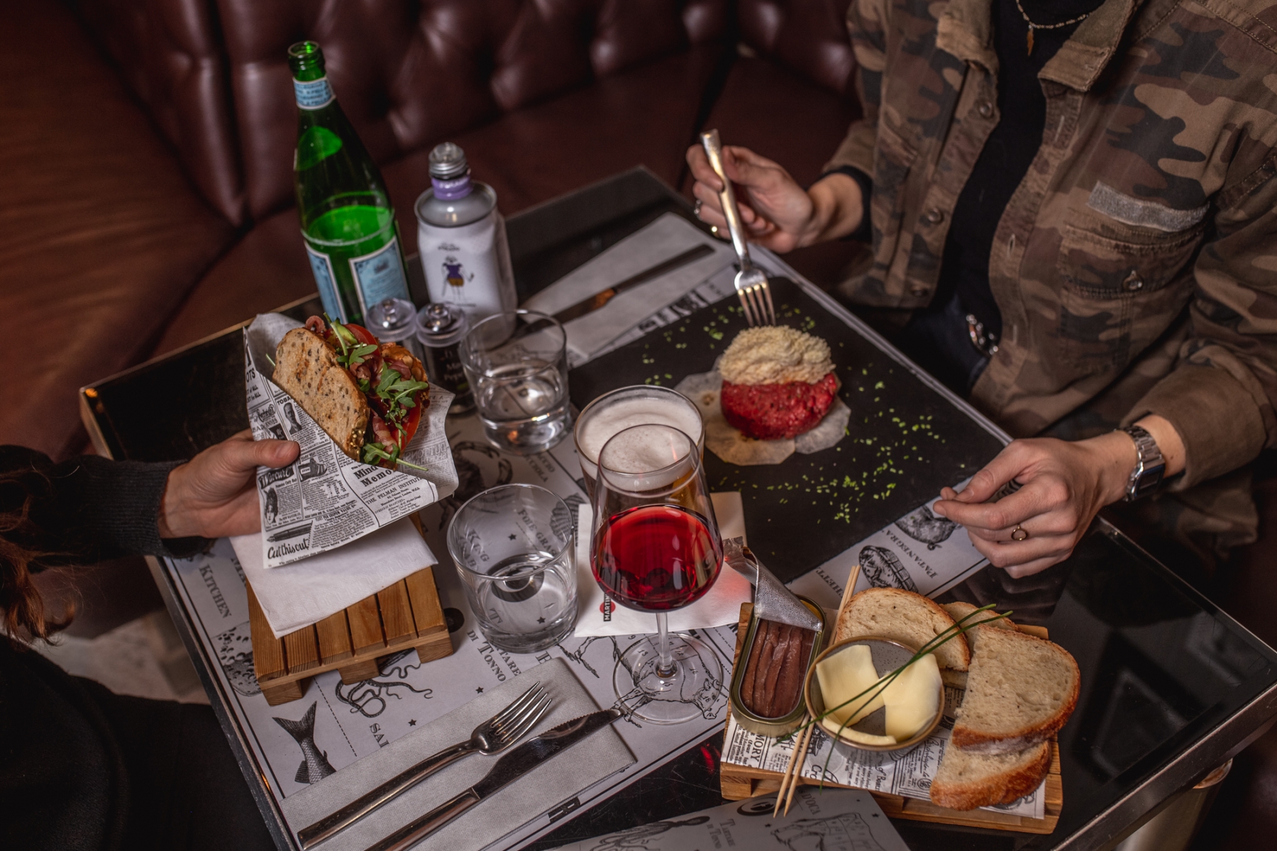 Frank Bar gallery image