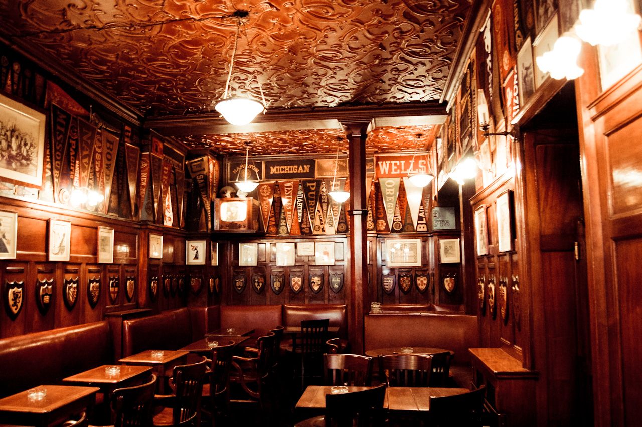 Harry's New York Bar gallery image