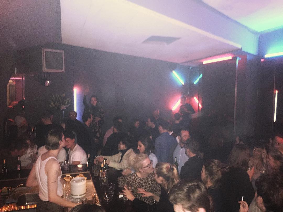 Kim Bar gallery image