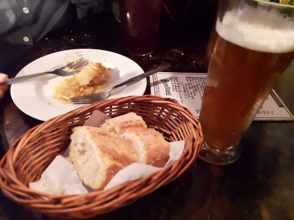 La Ardosa gallery image