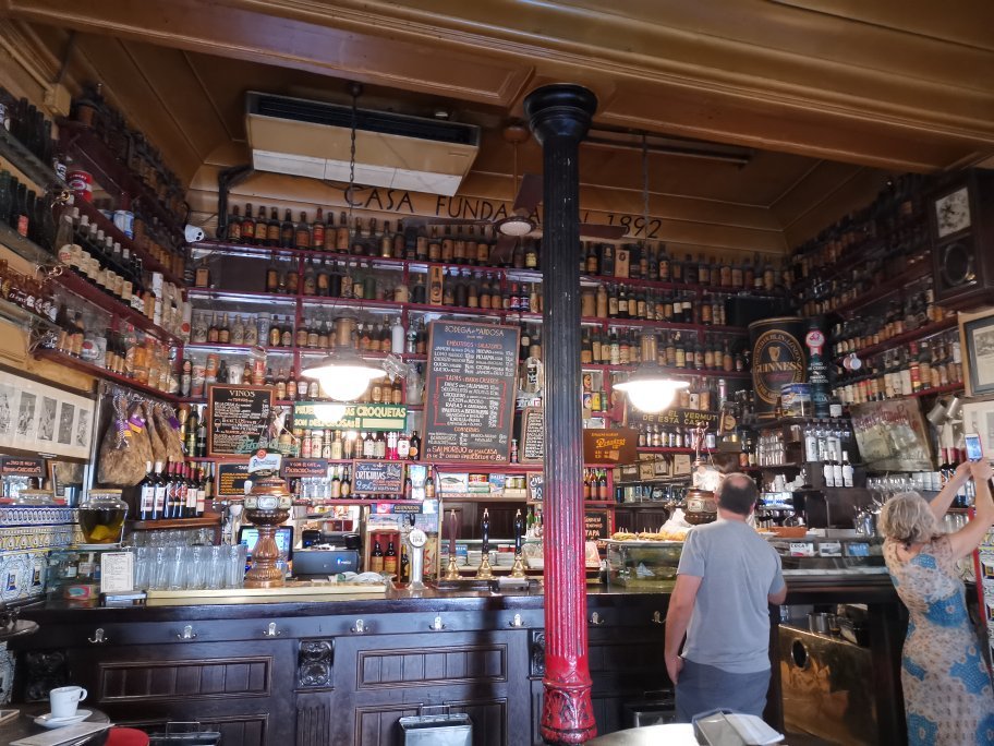 La Ardosa gallery image