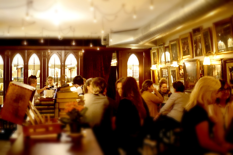 La Llibreria gallery image