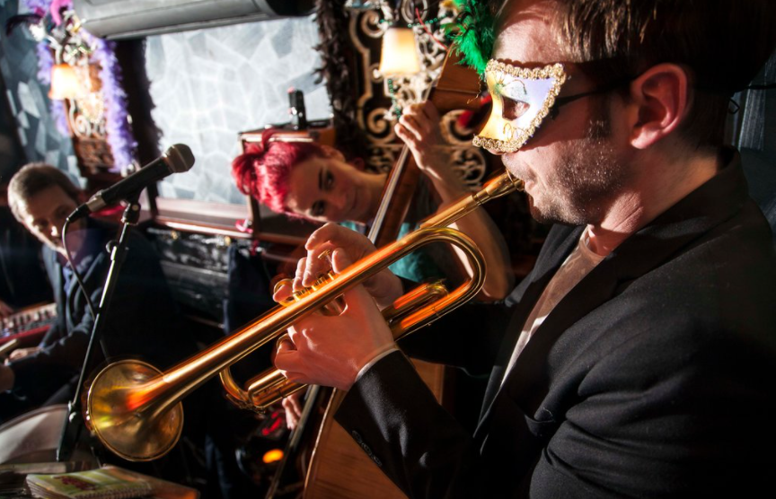 Lulu White gallery image