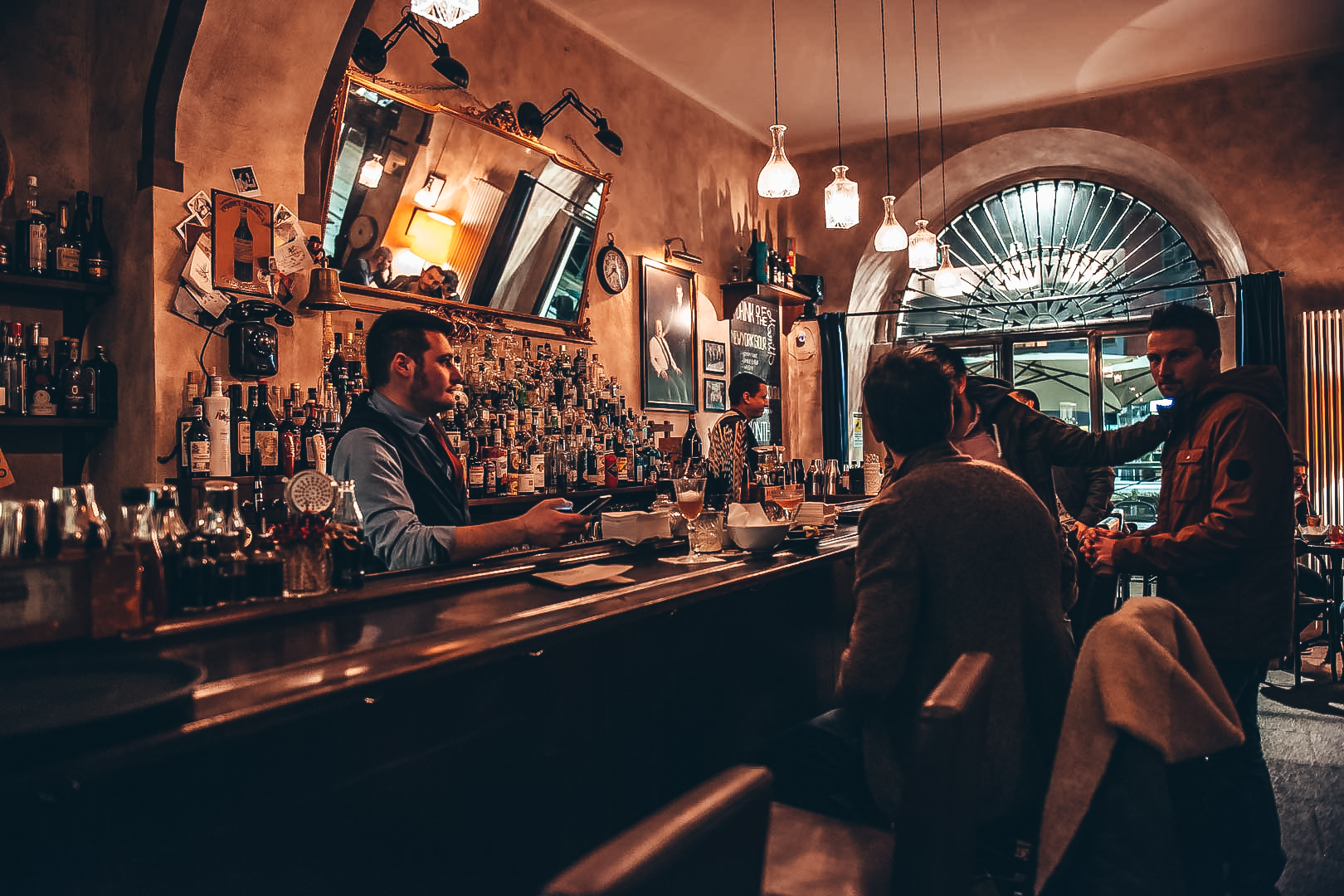 Pinch - Spirits & Kitchen gallery image