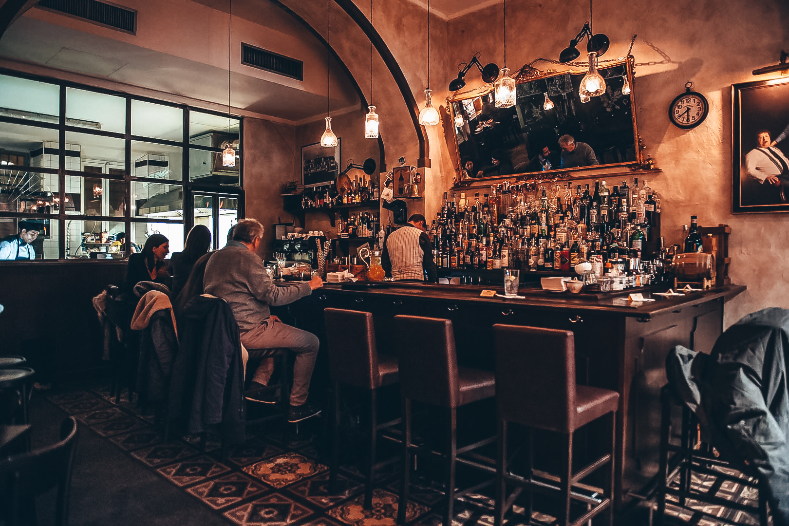 Pinch - Spirits & Kitchen gallery image