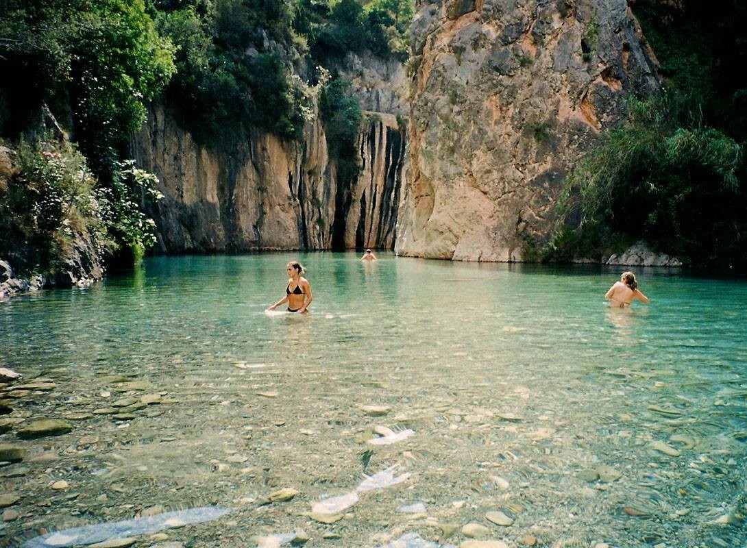 House music, natural baths & magical landscapes, experience Días de Campo Festival