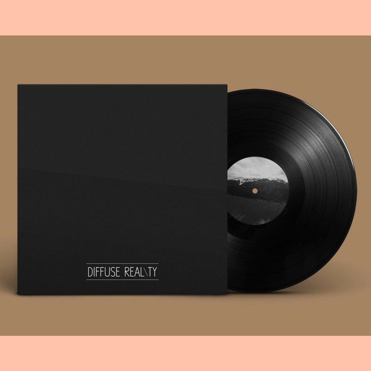 Rodrigo Garcia (aka Squaric): “I started with organizing some illegal raves in Zarate”