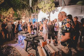 Featured image for: Seth Troxler propone un set 100% Disco Music in Ibiza