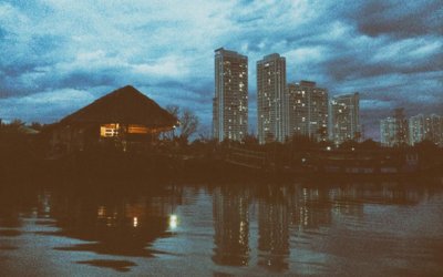 Henry Saiz & Band premiere their new A/V album “Human” at the Fayer Live Edition