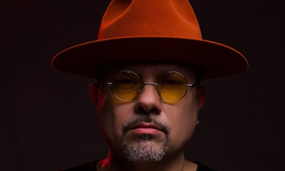 Jackies lands in Amsterdam with the house master Louie Vega
