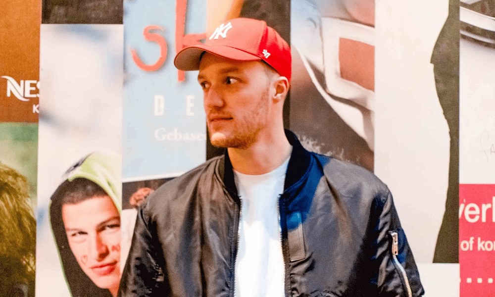 10 tracks picked by Maxi Meraki