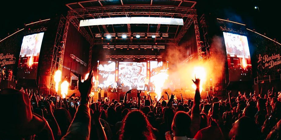 crowd in front of visuals at cape town music festivals