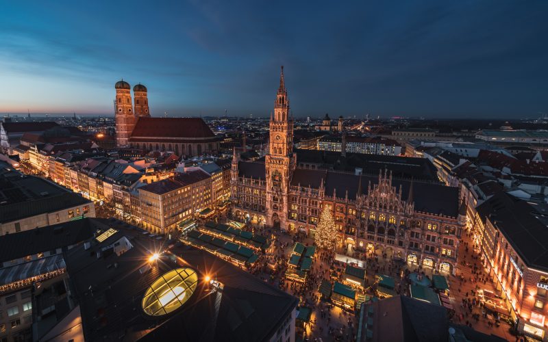 Munich by night - Explore the best electronic music nightclubs in the Bavarian metropolis (Photo Credits: Daniel Sessler)