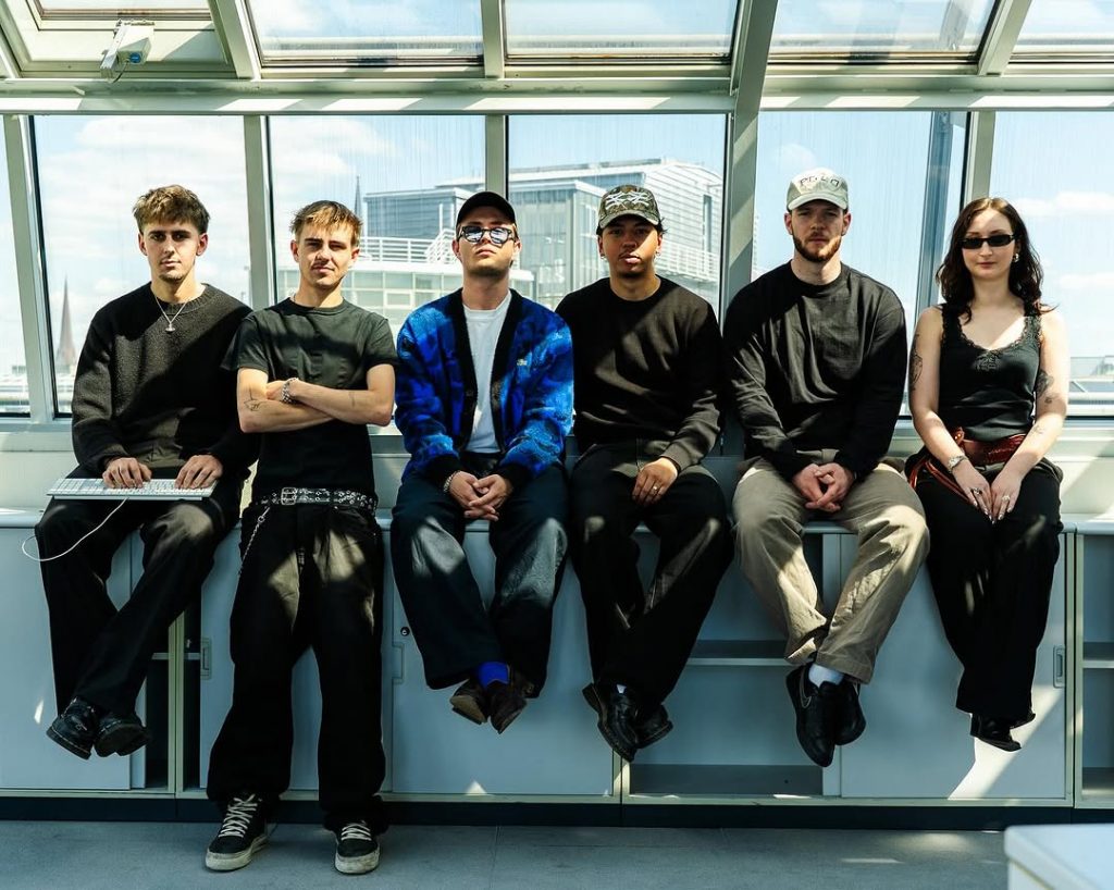The AOS team