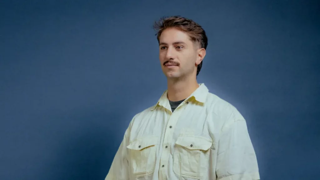 Portrait of Odyrel against a blue background for INPUT Barcelona 2025.
