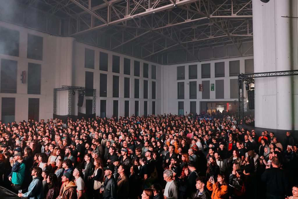 View of the crowd at Voll Damm stage from above at the Mira Festival 2025