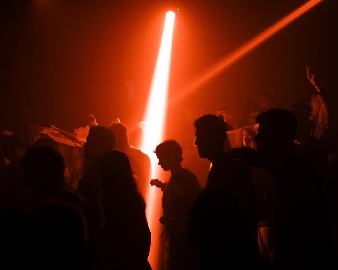 Descubre el nuevo epicentro de la música electrónica en Valencia: La Rítmica