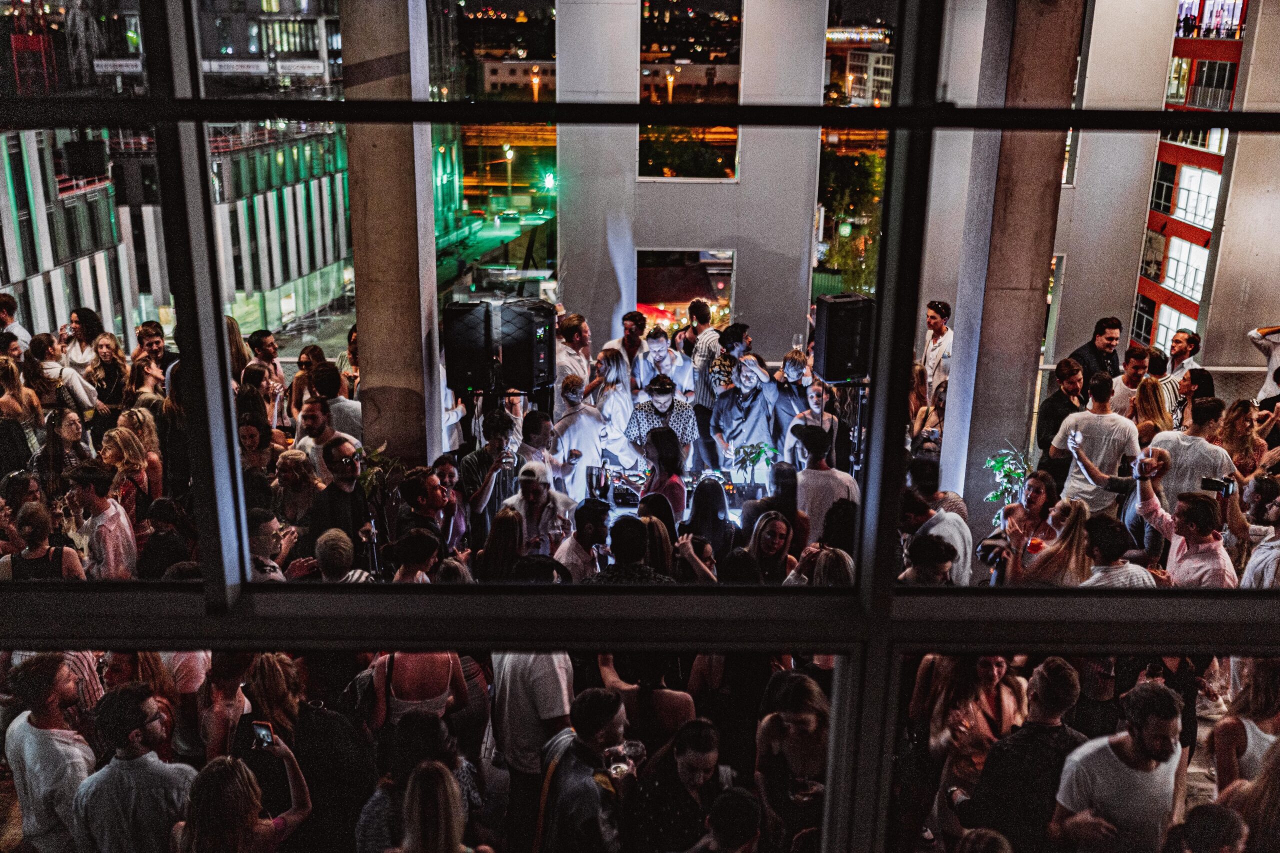 Aahhh Rooftop München image