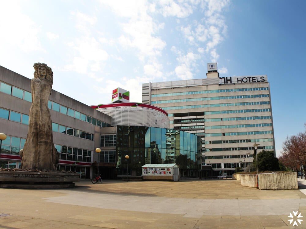 Hotel NH Pamplona Iruña Park image