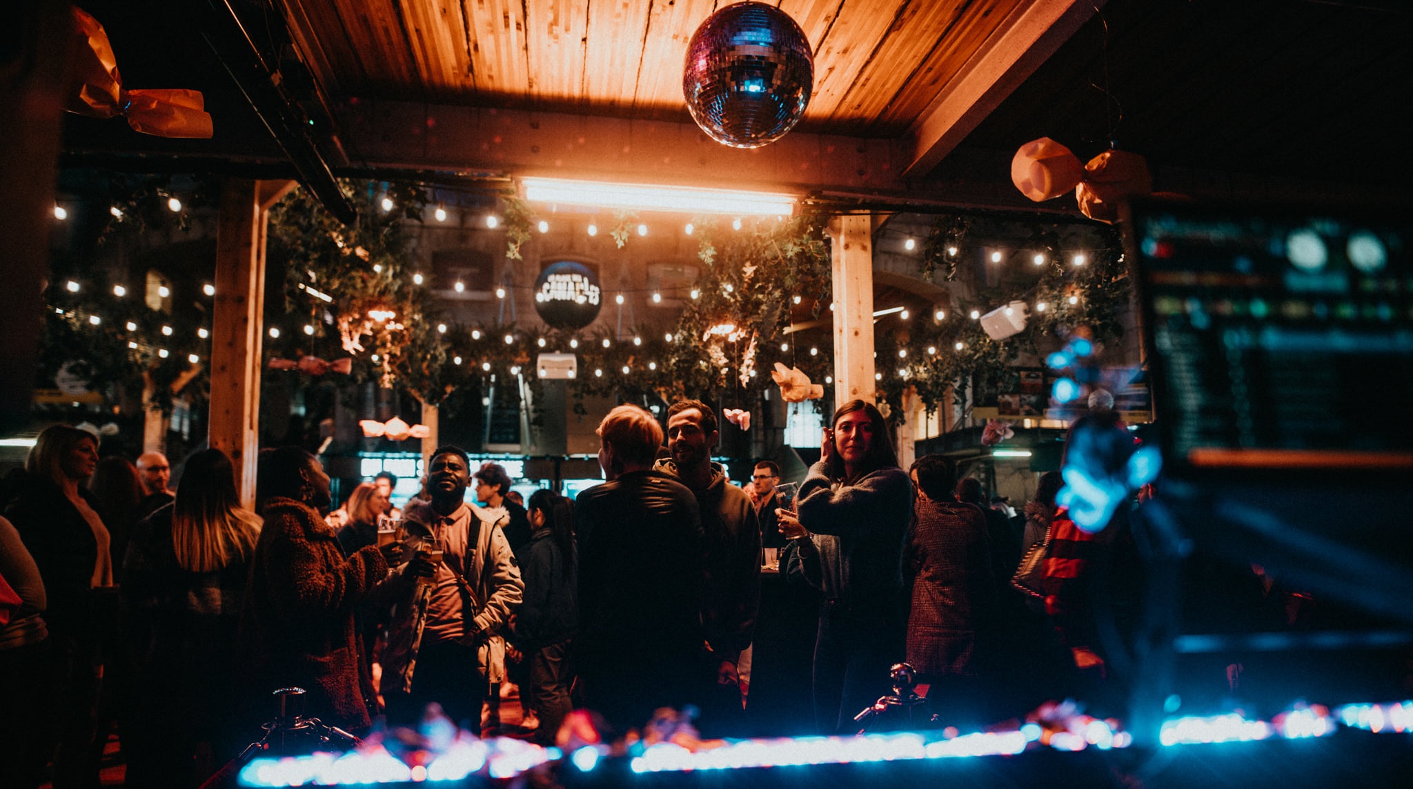 La Place des Canailles image