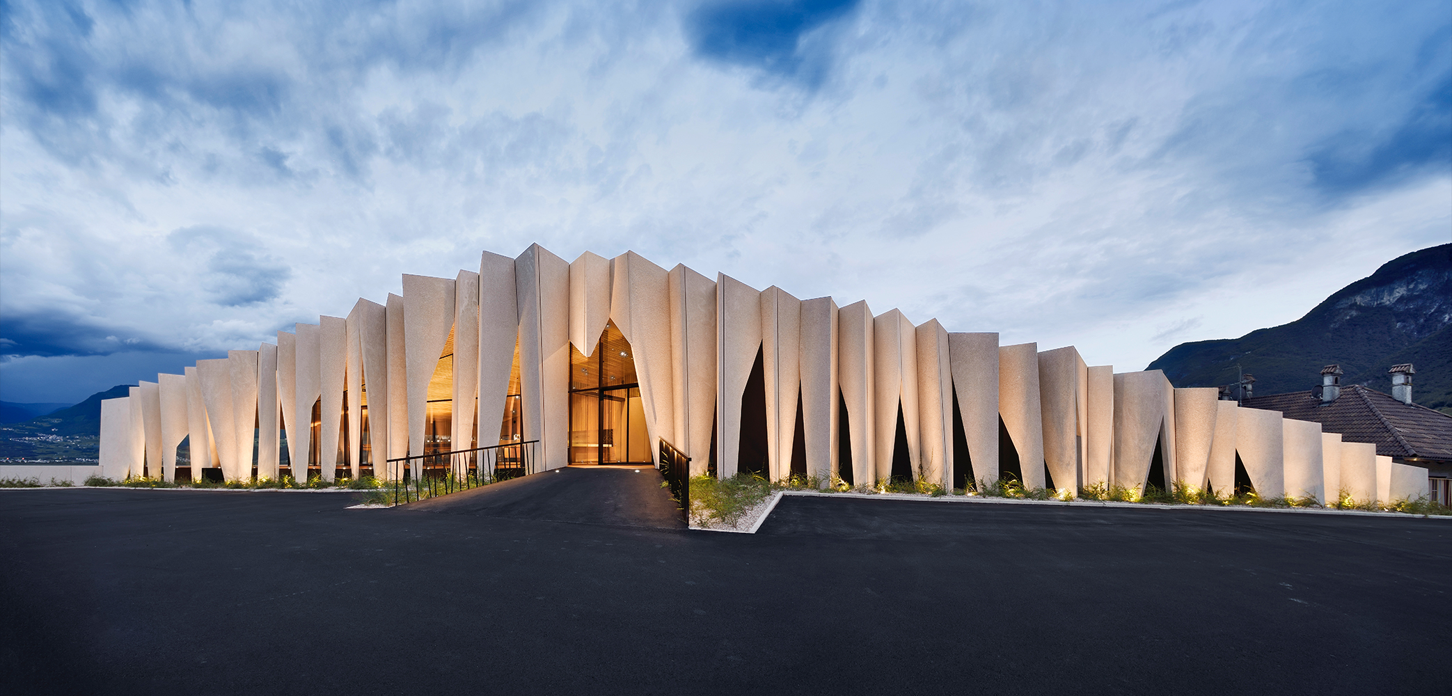 LALUNA I Kellerei Kurtatsch image