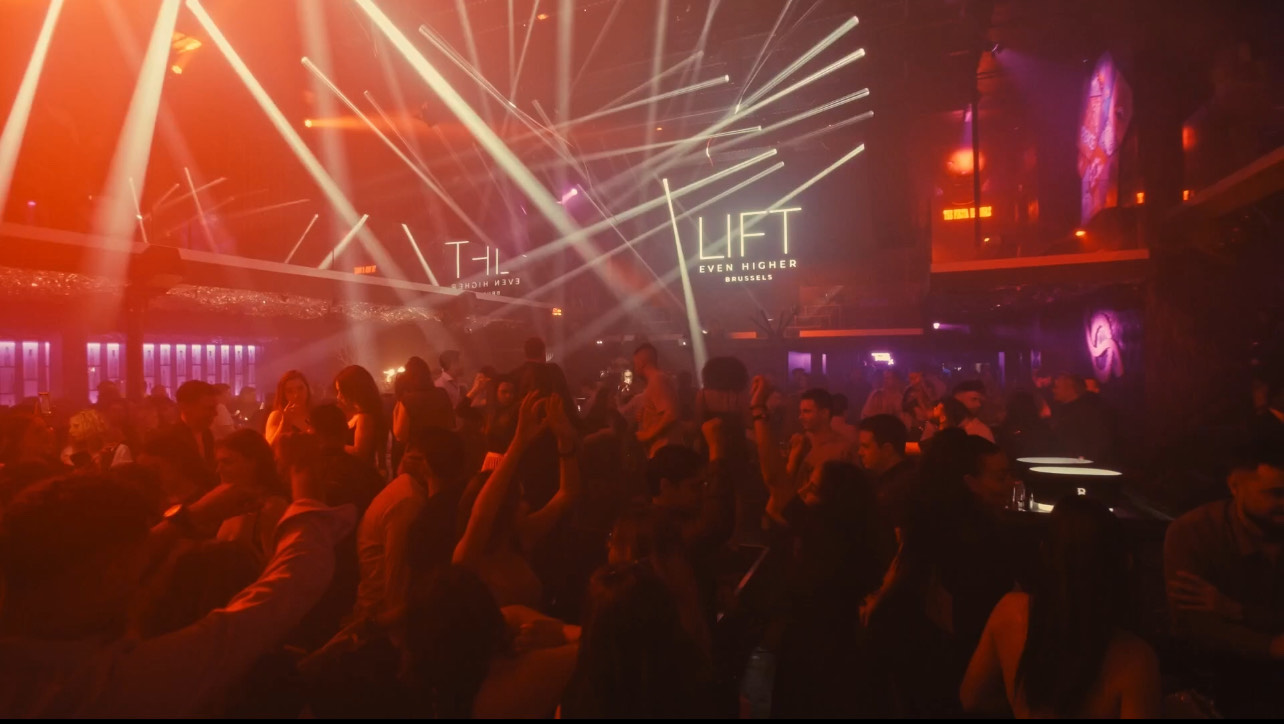 UNIQ SUMMER TERRACE image