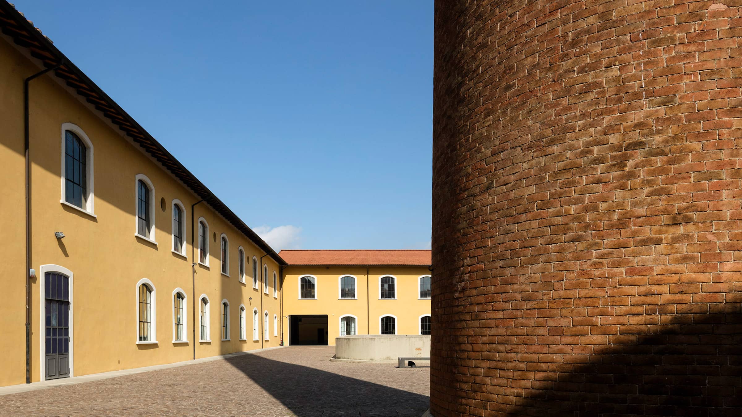 Museo del Tessuto image