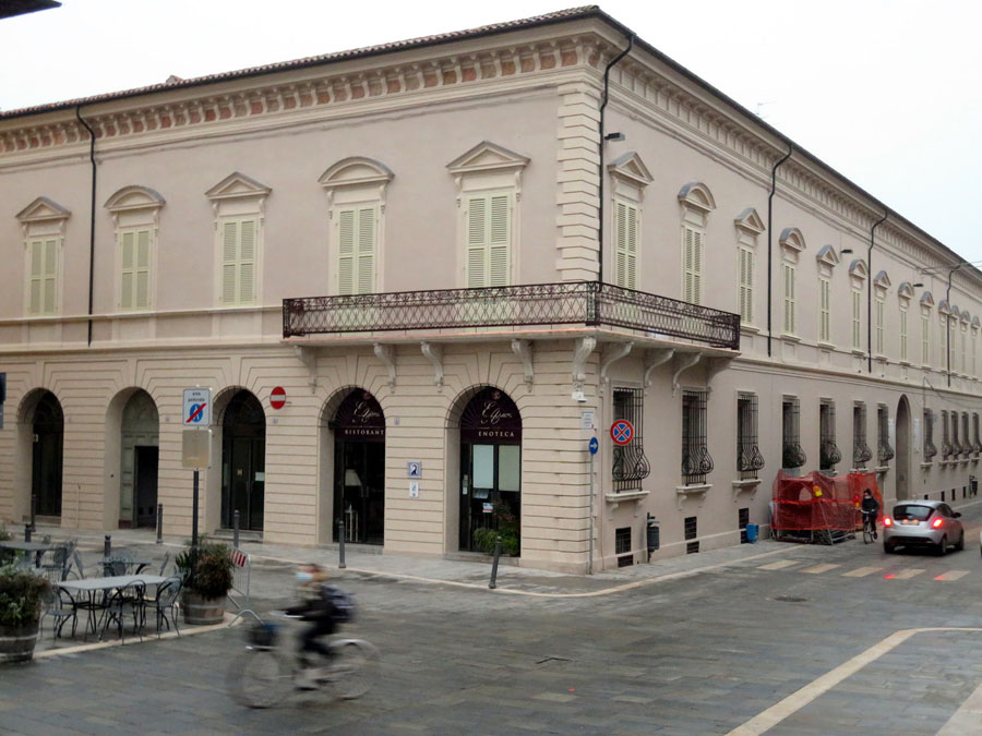 Palazzo Laderchi image