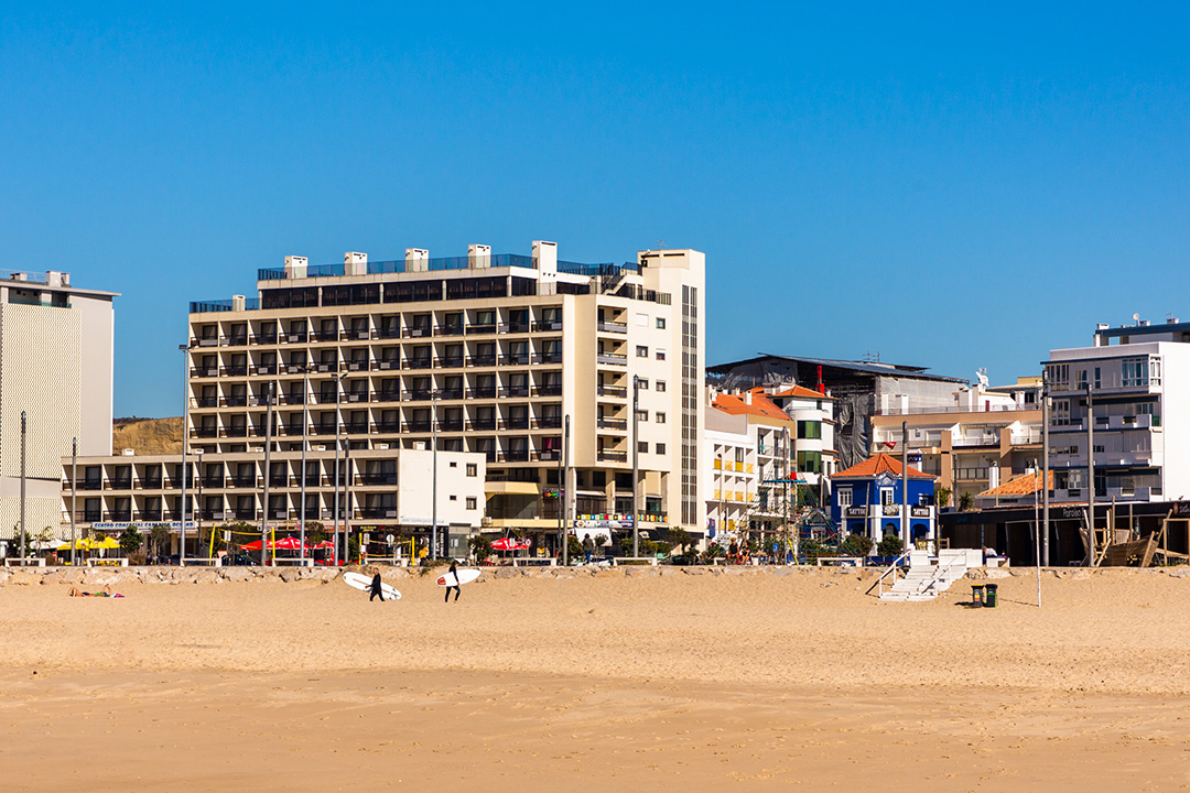 Palms Dr. Bernard image