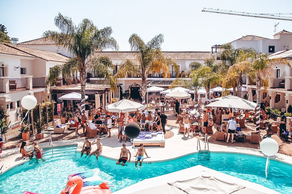 Paloma Blanca Hotel image