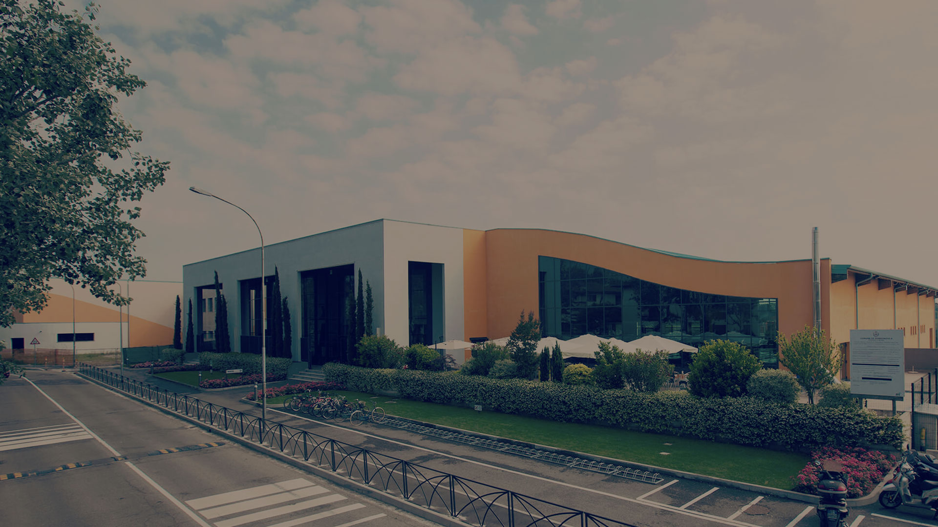 Seven Infinity image