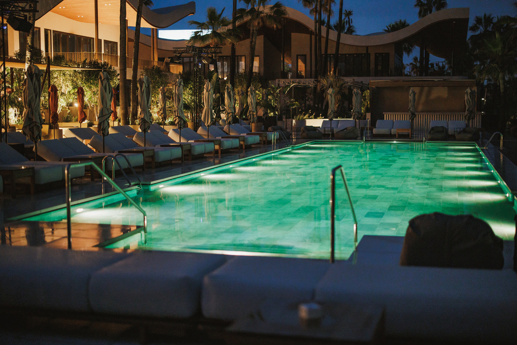 Sublim Beach Club image