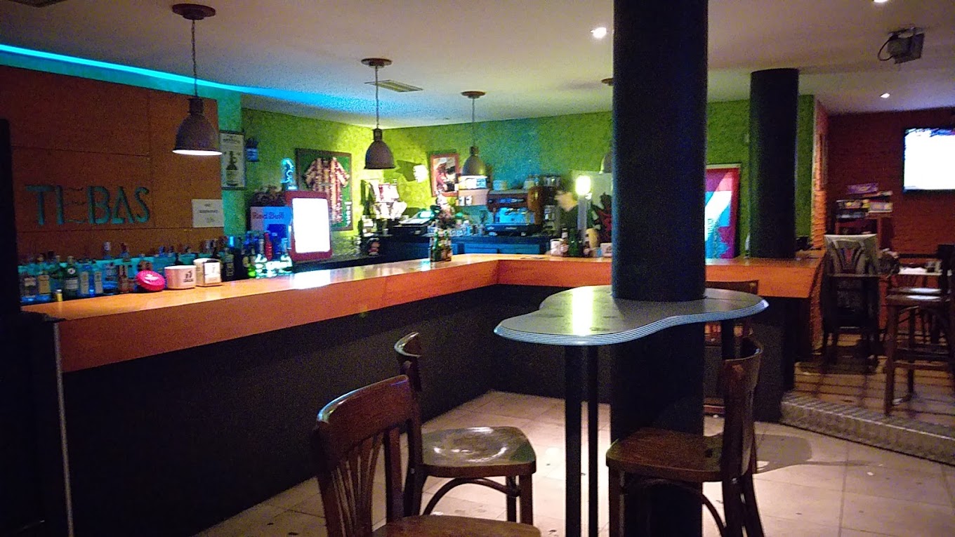 Tebas Disco Pub image
