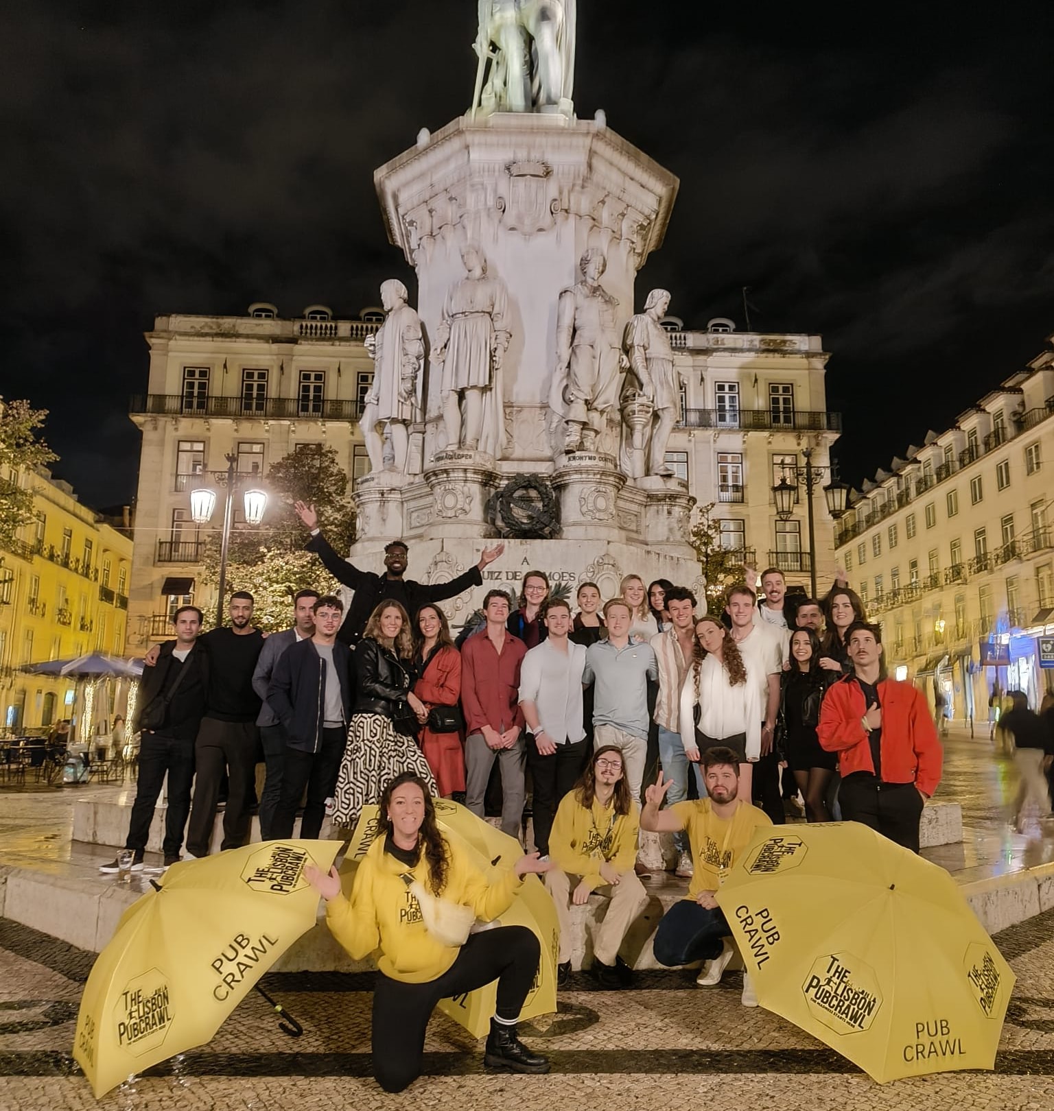 The Lisbon Pub Crawl - Discover Lisbon image