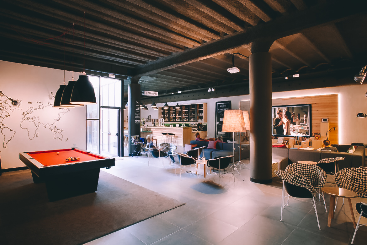 Toc Hostel & Suites image