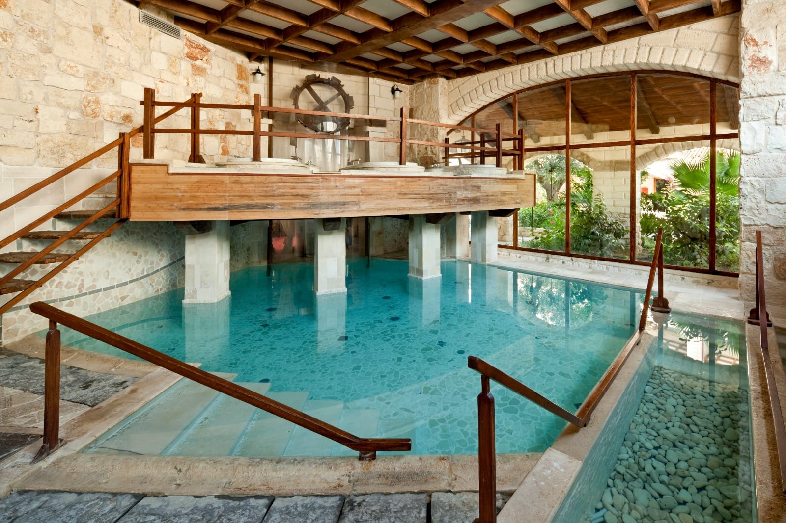 UNA HOTELS REGINA BARI image